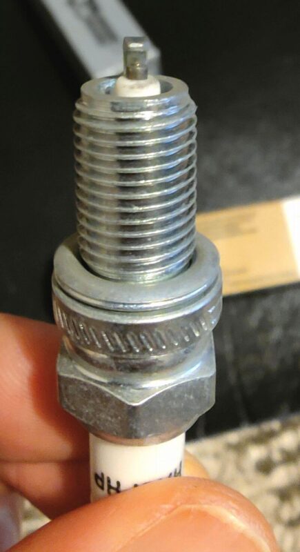 チャンピオンダブルプラチナプラグ電極部