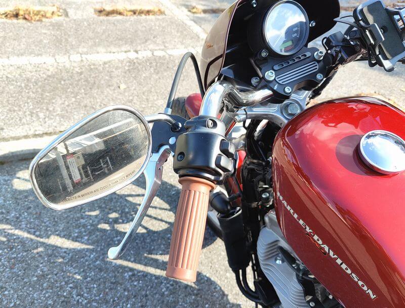 交換した樽型グリップ