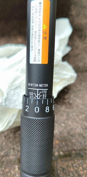 トルクレンチをセット