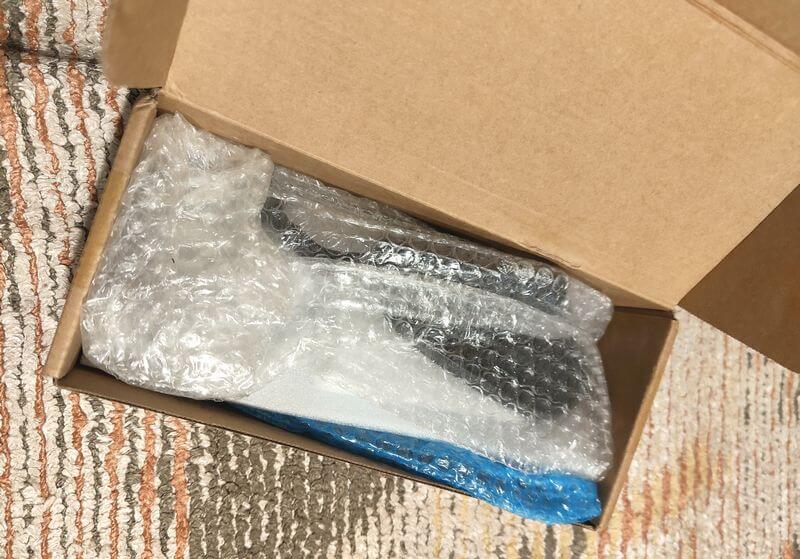 アリエクミラー梱包状態