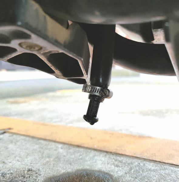 膨らんだドレンホース